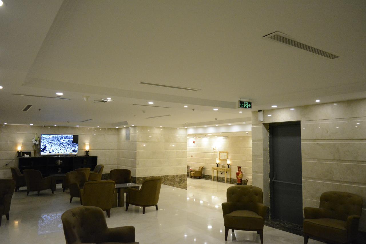 Platinum The First Hotel Medina Exterior photo